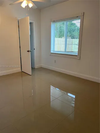 $3,350 | 1400 Northeast 175th Street, North Miami Beach, FL 33162