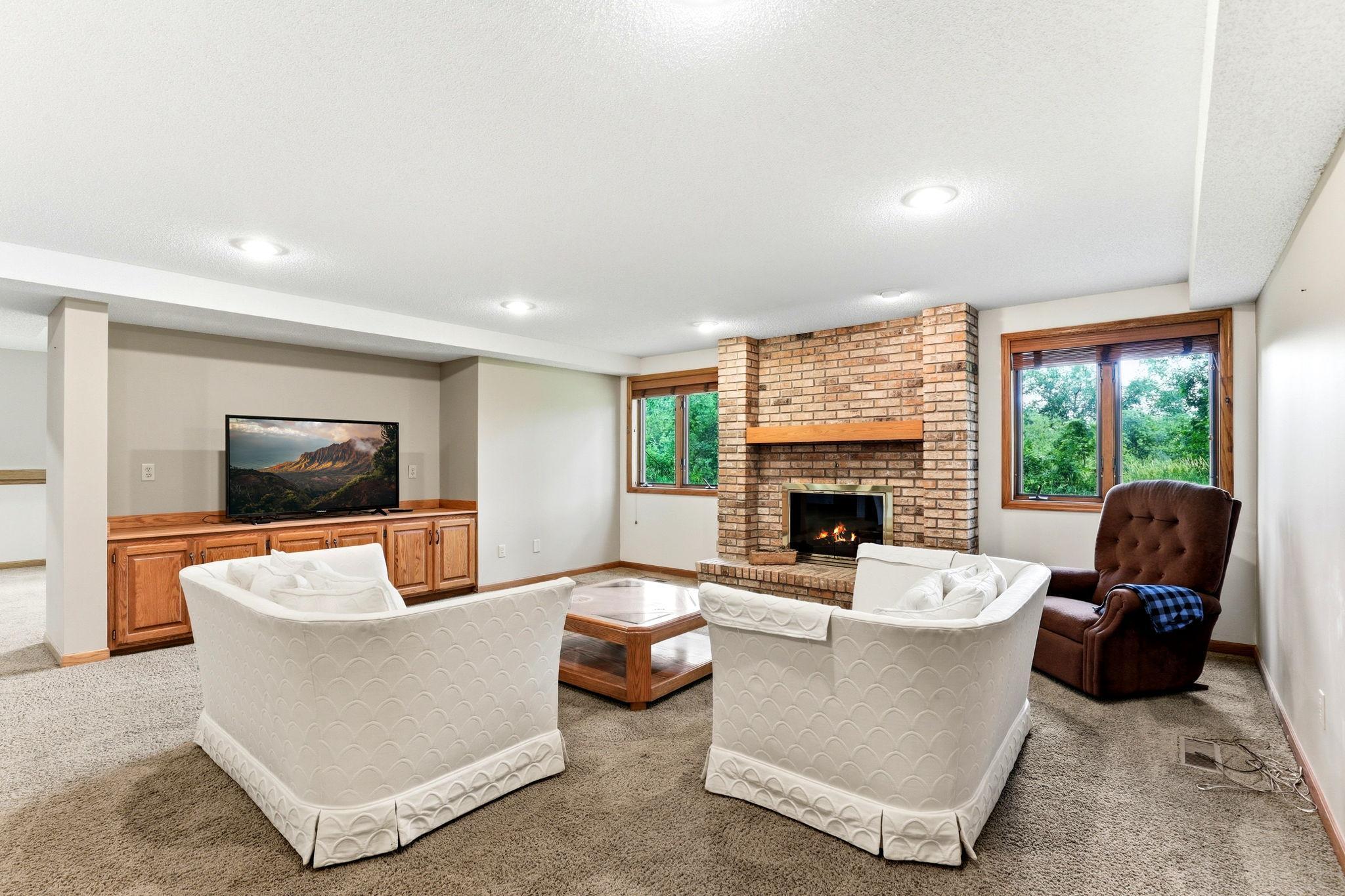 5968 Scenic Place Shoreview, MN 55126 - Photo 23 of 32