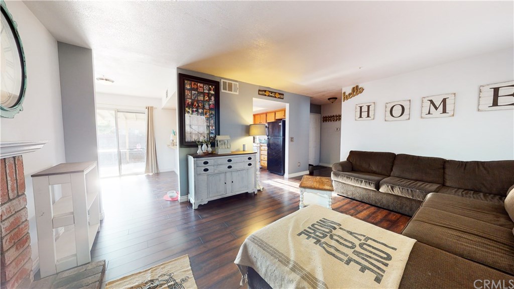 365 East Vodden Street Rialto, CA 92376 - Photo 6 of 37