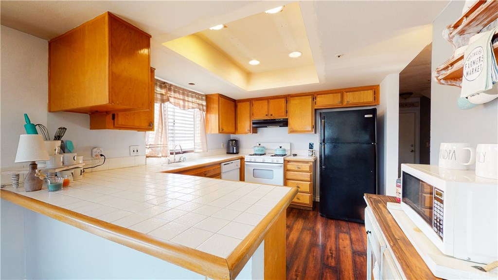 365 East Vodden Street Rialto, CA 92376 - Photo 9 of 37