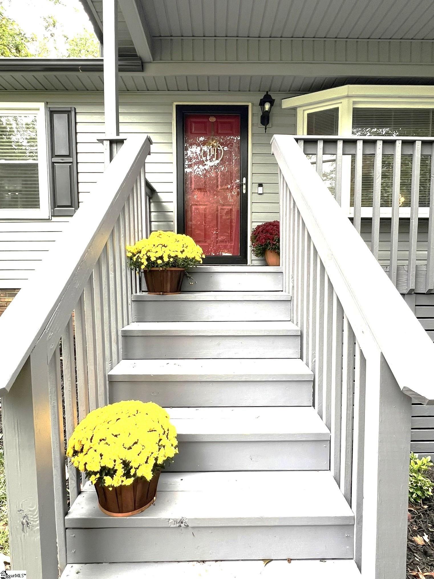 114 Mt Vernon Circle Greer, SC 29651 - Photo 5 of 39