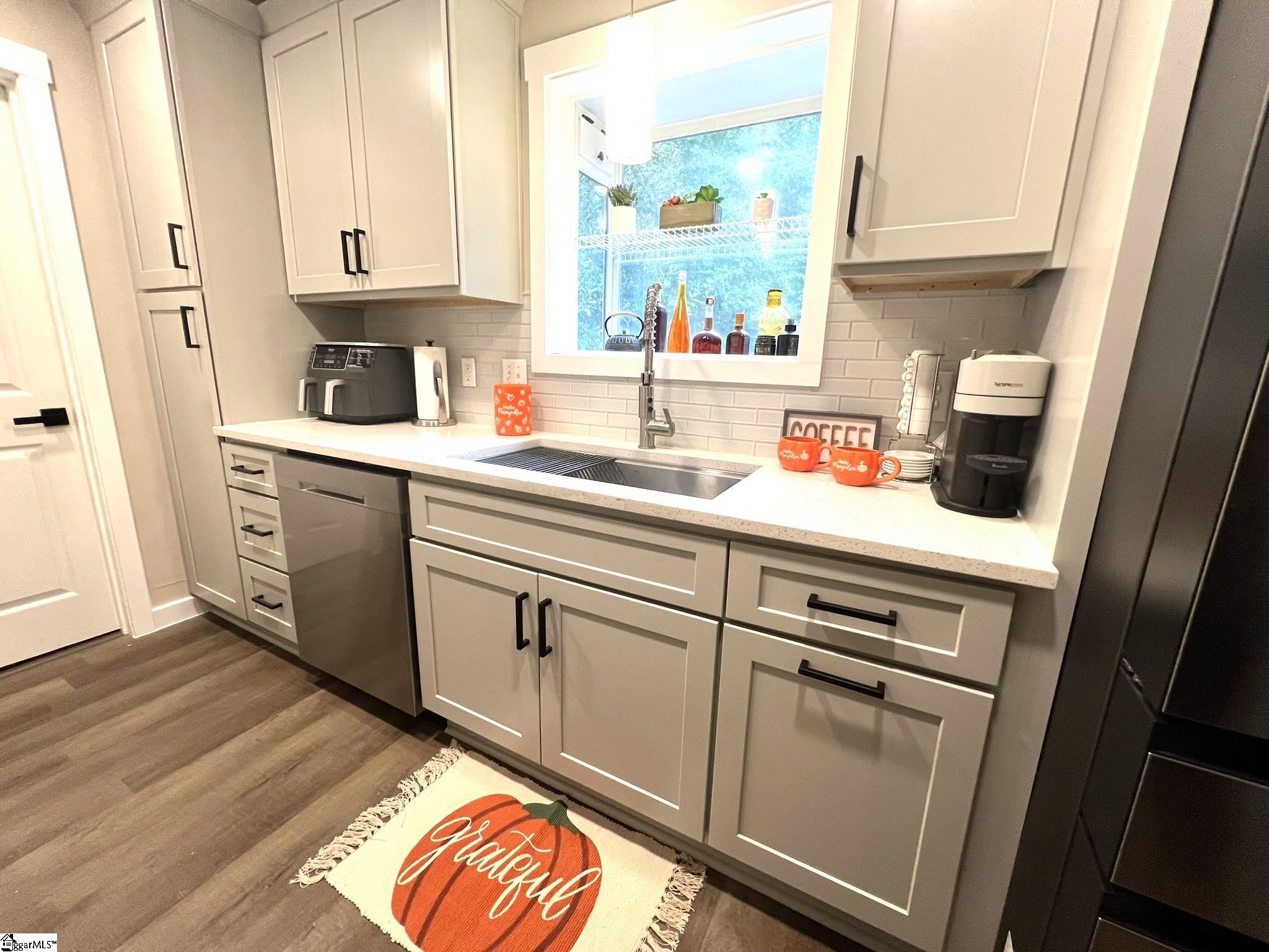 114 Mt Vernon Circle Greer, SC 29651 - Photo 10 of 39