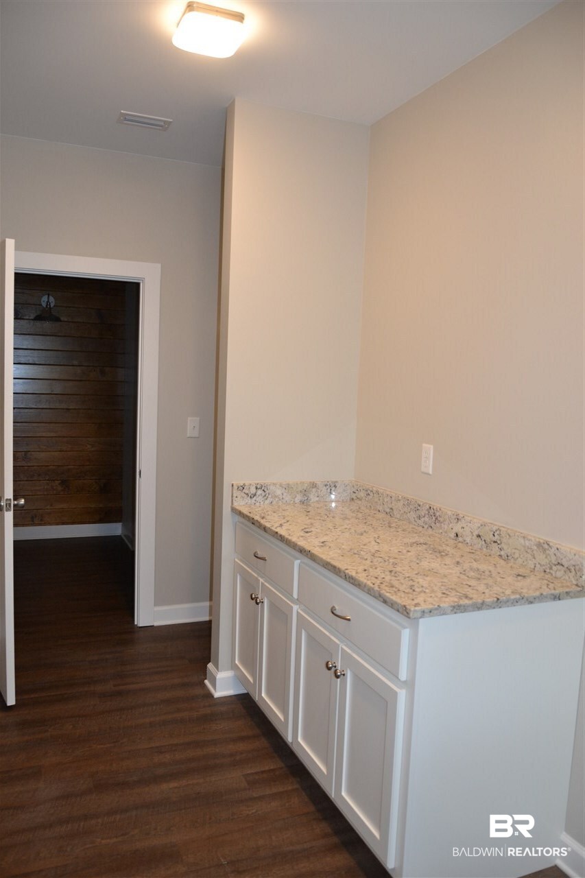 25264 Spindle Lane Daphne, AL 36526 - Photo 15 of 18 Laundry Room