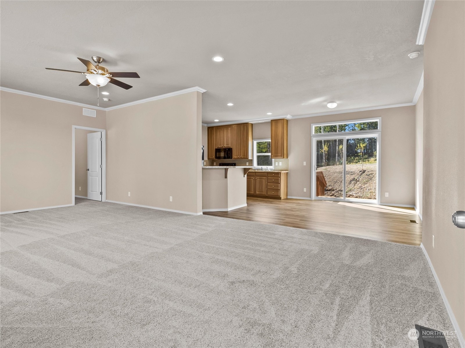 233 East Clay Road Shelton, WA 98584 - Photo 3 of 28 Gallery Image 3
