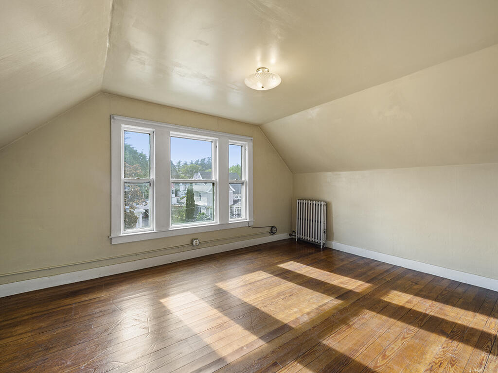 5 West Street Waterville, ME 04901 - Photo 28 of 29 3rd Floor space