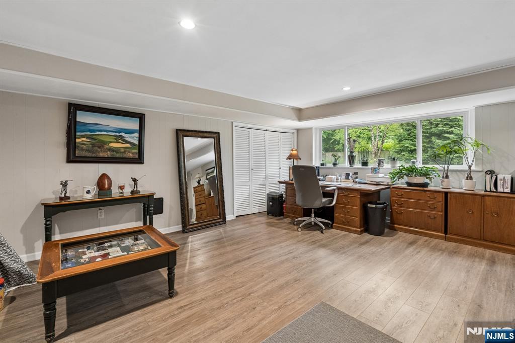 81 Mountain Road Verona, NJ 07044 - Photo 23 of 31