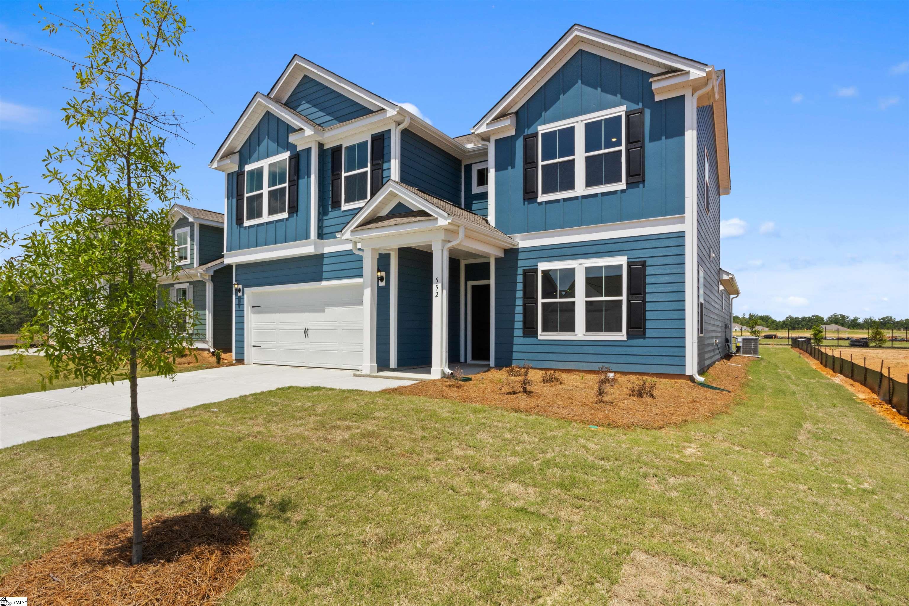 552 Hydrangea Street Seneca, SC 29678 - Photo 2 of 31
