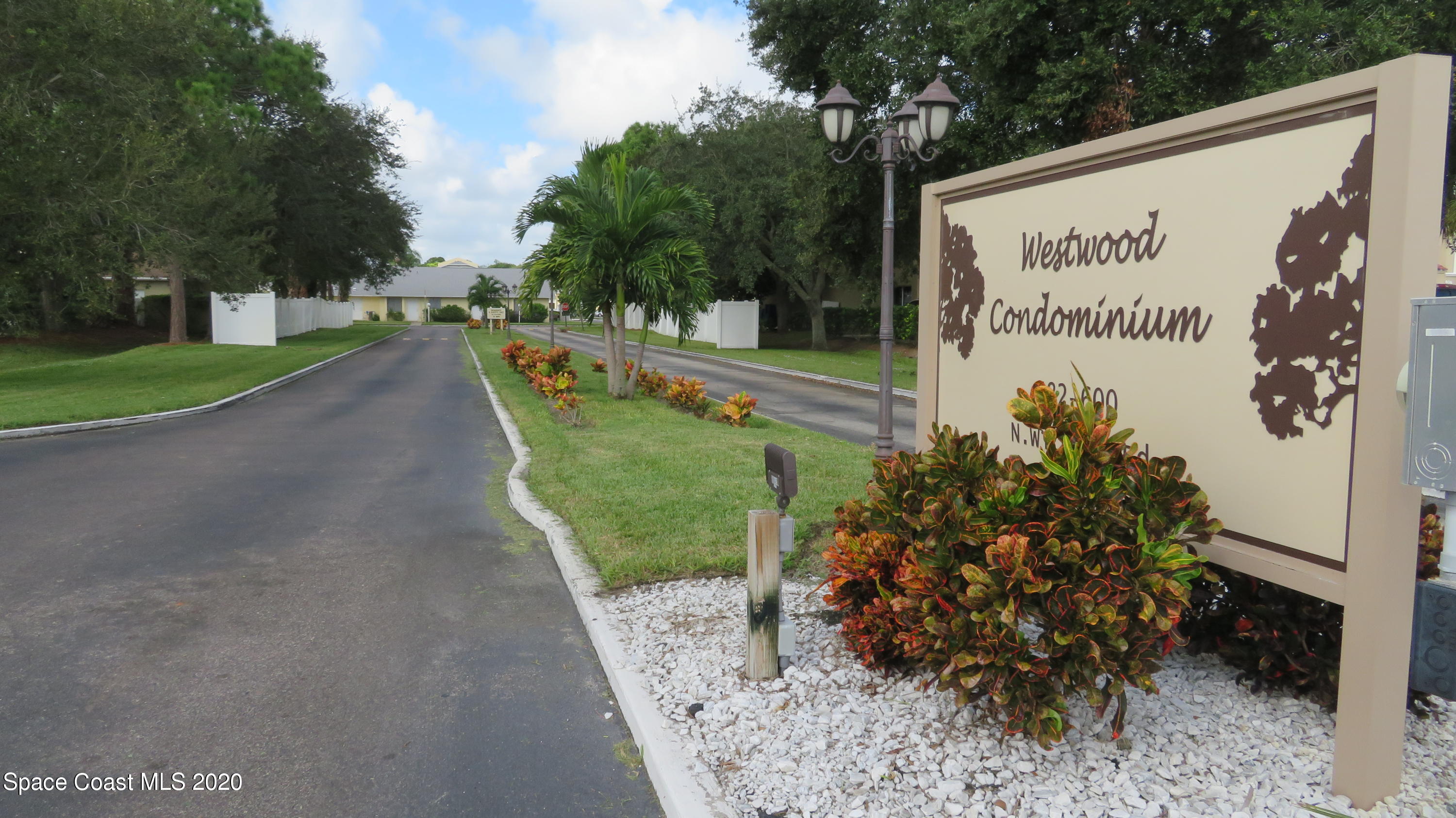 596 North Wickham Road, Unit 38 Melbourne, FL 32935 - Photo 2 of 12 IMG_20201028_110104