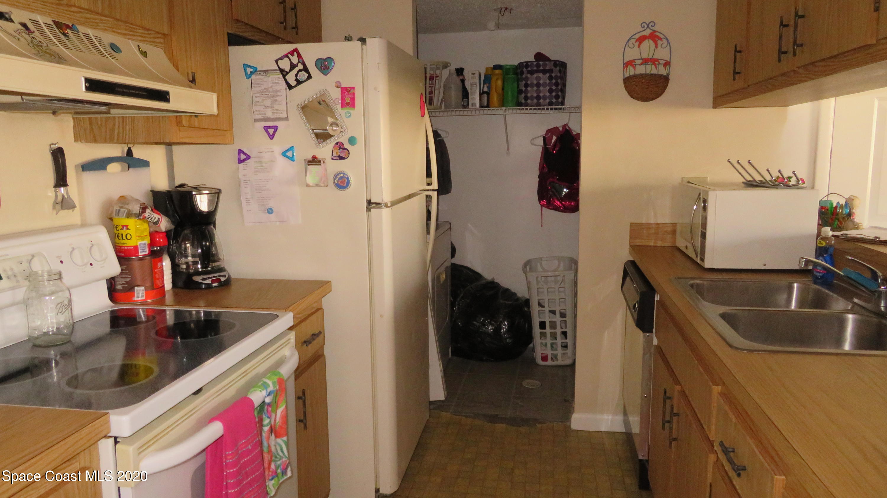 596 North Wickham Road, Unit 38 Melbourne, FL 32935 - Photo 5 of 12 IMG_20201028_104934