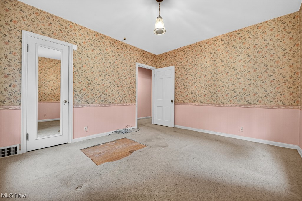 27511 White Road Wickliffe, OH 44092 - Photo 15 of 31 Gallery Image 15