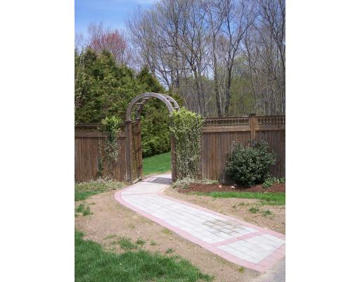13 Chilmark Road Franklin, MA 02038 - Photo 23 of 26 Gallery Image 23