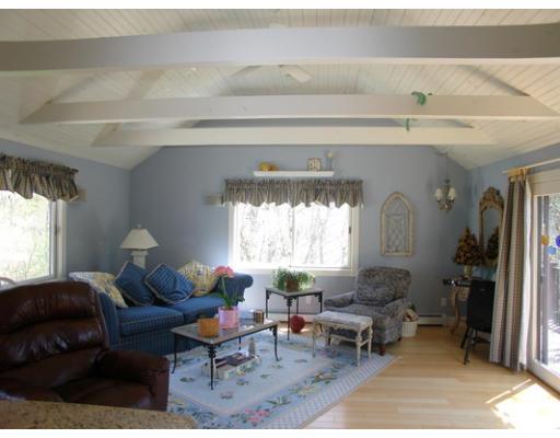 13 Chilmark Road Franklin, MA 02038 - Photo 4 of 26 Gallery Image 4