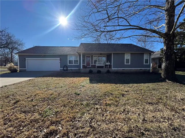 $235,000 | 1320 East Buckeye Street, Columbus, KS 66725