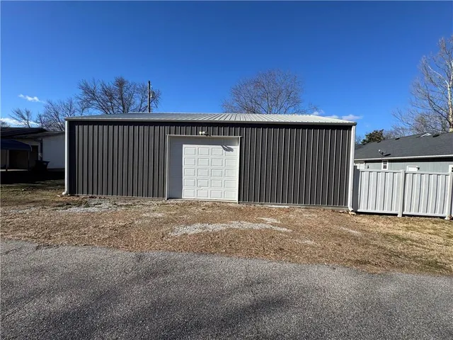 $235,000 | 1320 East Buckeye Street, Columbus, KS 66725