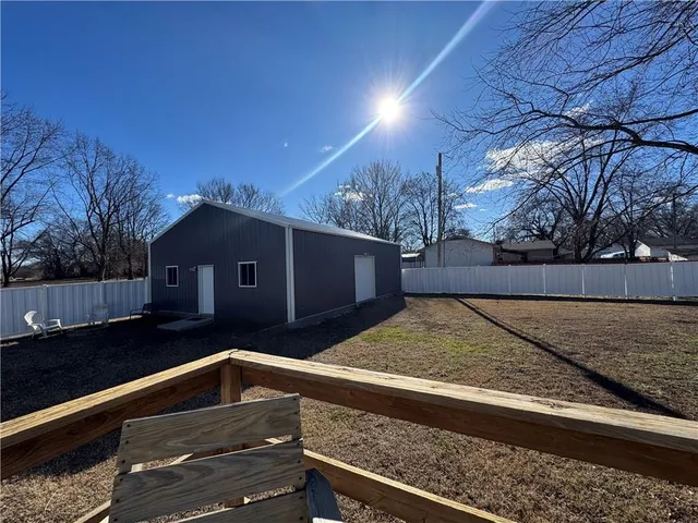 $235,000 | 1320 East Buckeye Street, Columbus, KS 66725