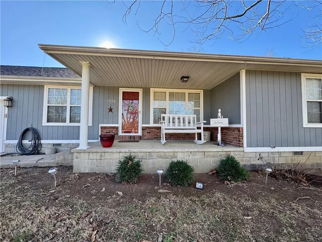 $235,000 | 1320 East Buckeye Street, Columbus, KS 66725