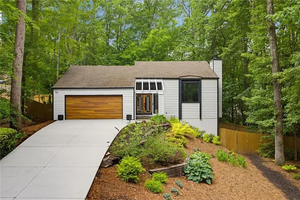 $580,000 | 3452 Shawnee Trail Southeast, Smyrna, GA 30080