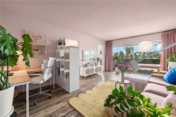 $430,000 | 528 Cedar Avenue, Unit 3A, Long Beach, CA 90802