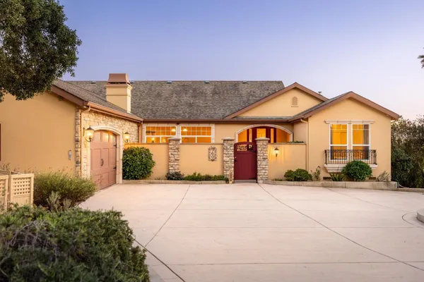 $1,779,000 | 960 Smith Road, Watsonville, CA 95076
