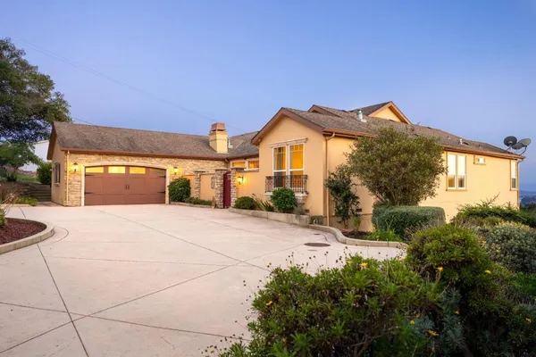 $1,779,000 | 960 Smith Road, Watsonville, CA 95076