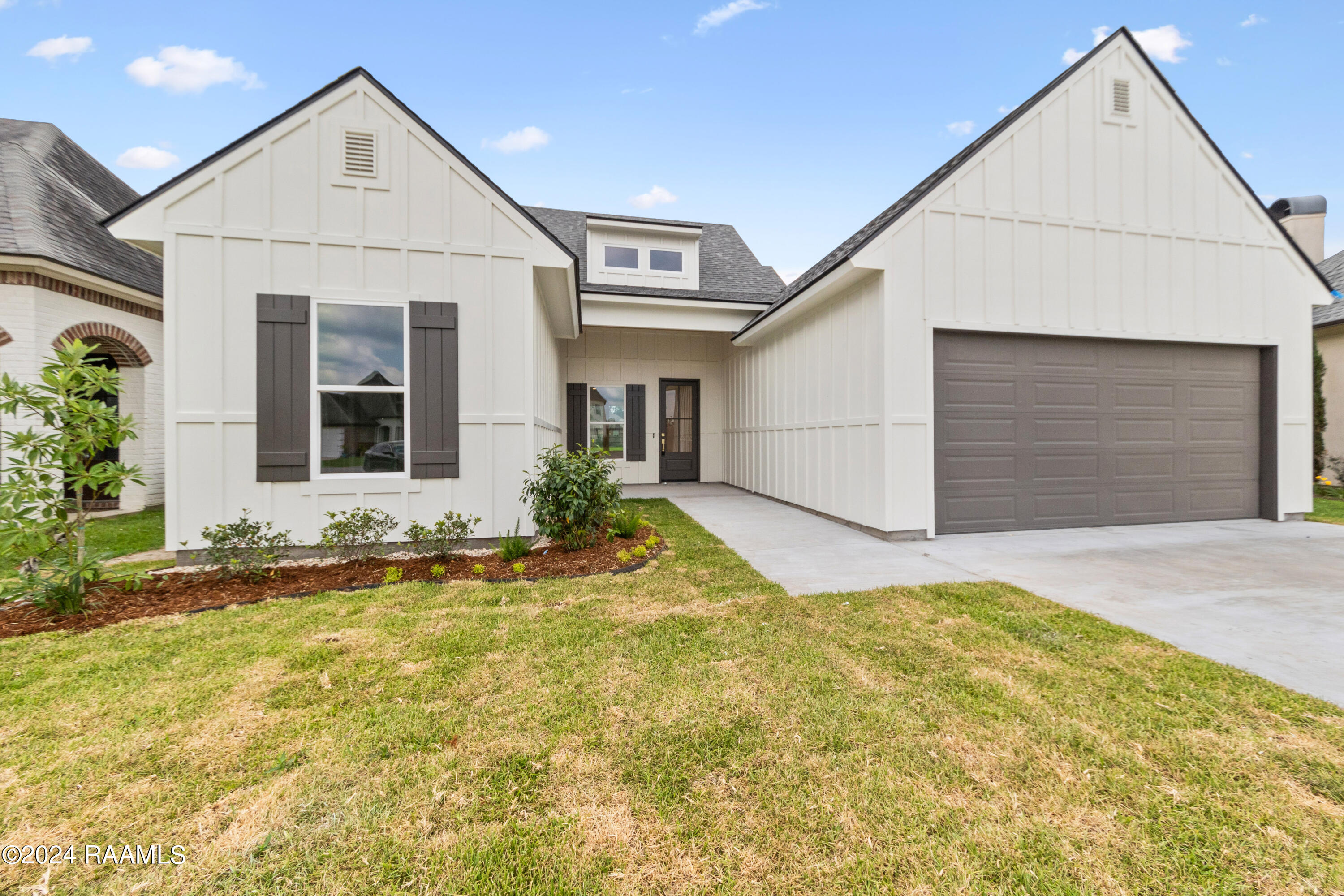 102 Timber Bark Road Lafayette, LA 70508 - Photo 3 of 39 102TimberBark-1-4