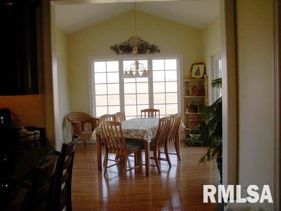 6559 Eagle Ridge Road Bettendorf, IA 52722 - Photo 8 of 9 Gallery Image 8