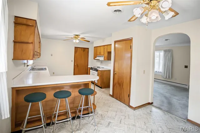 $195,000 | 123 Tolle Lane, Godfrey, IL 62035