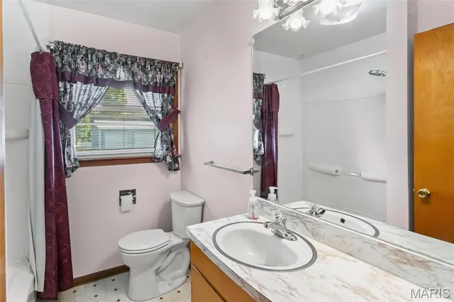 $195,000 | 123 Tolle Lane, Godfrey, IL 62035