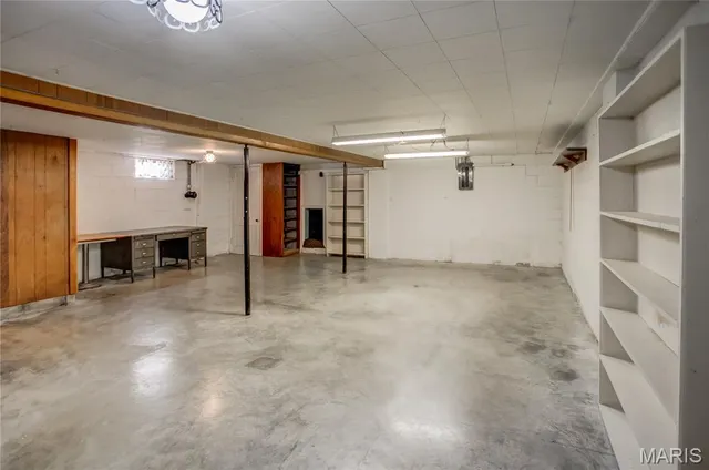 $195,000 | 123 Tolle Lane, Godfrey, IL 62035