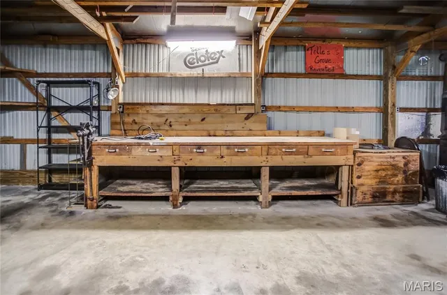 $195,000 | 123 Tolle Lane, Godfrey, IL 62035