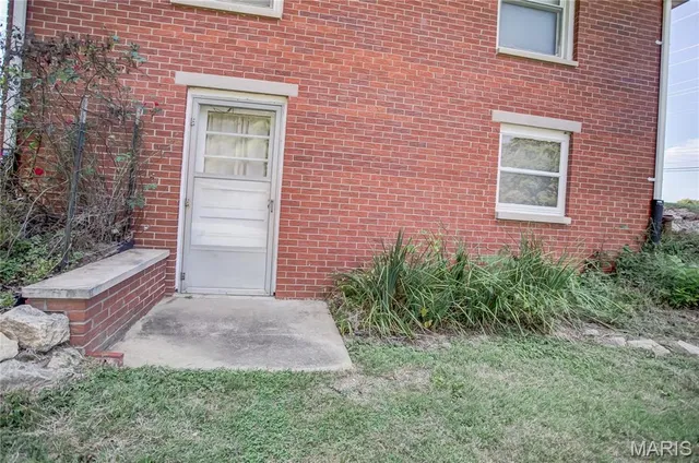 $195,000 | 123 Tolle Lane, Godfrey, IL 62035