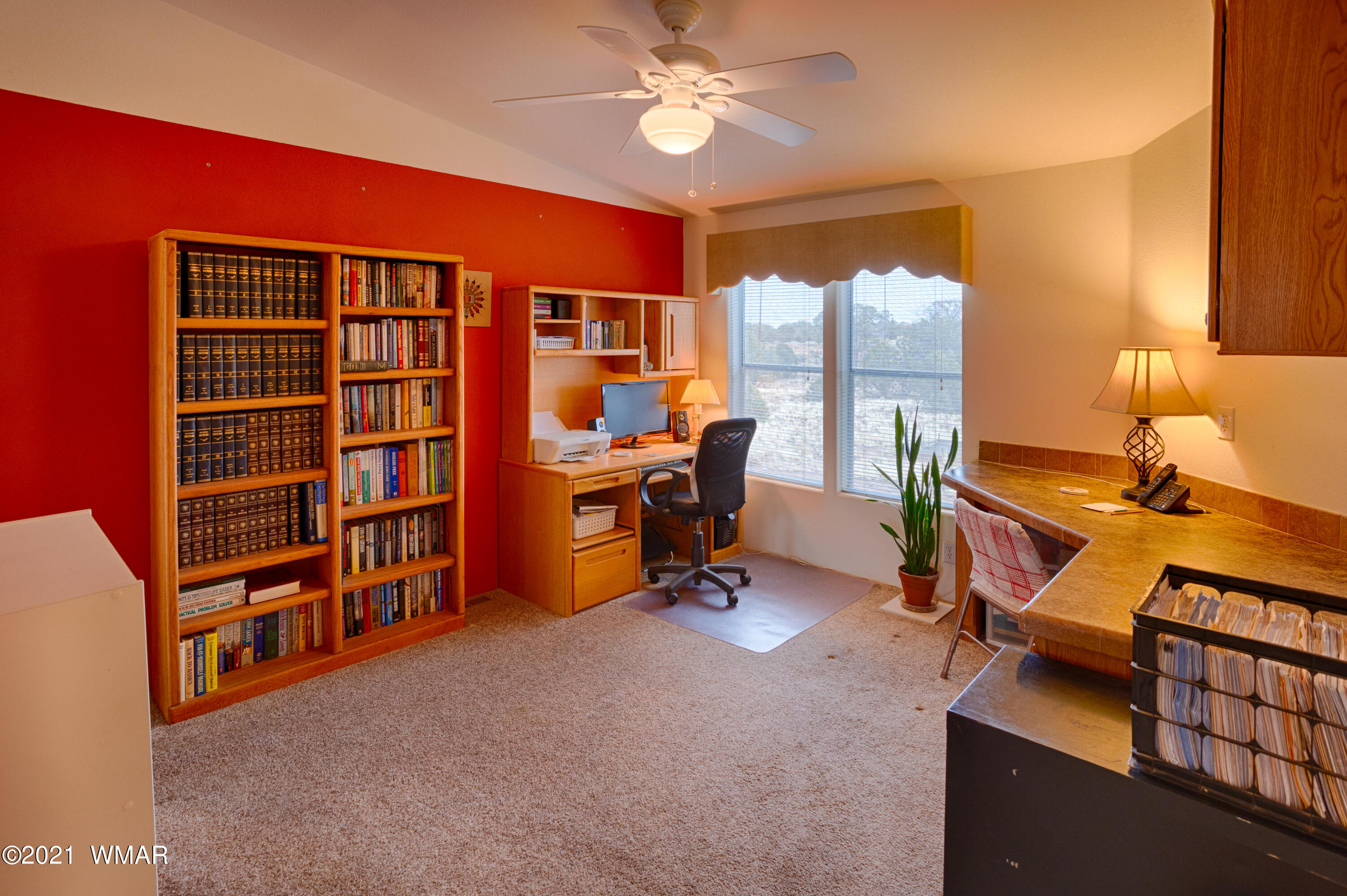 4464 Clydesdale Road Snowflake, AZ 85937 - Photo 14 of 30 a workspace with furniture and window