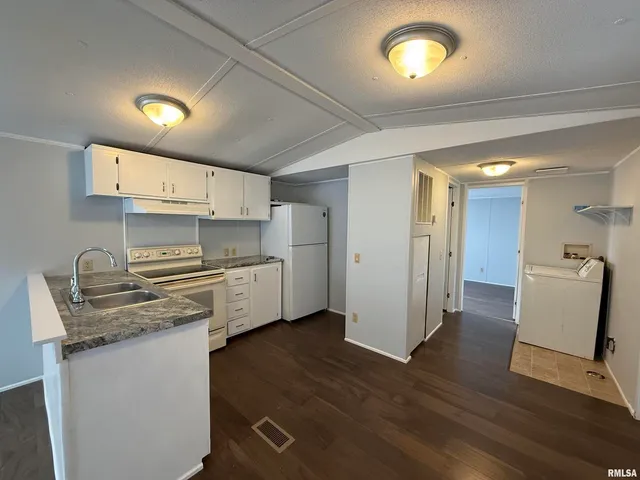 $31,000 | 57 Timber Hollow Drive, Carbondale, IL 62901