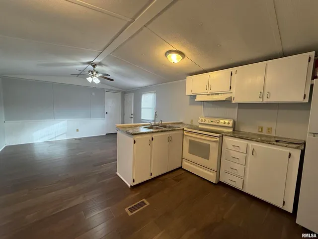 $31,000 | 57 Timber Hollow Drive, Carbondale, IL 62901