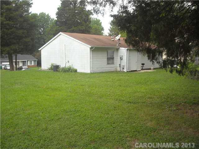 2333 Rice Planters Road Charlotte, NC 28273 - Photo 6 of 12 Gallery Image 6