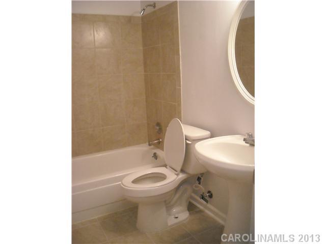 2333 Rice Planters Road Charlotte, NC 28273 - Photo 10 of 12 Gallery Image 10