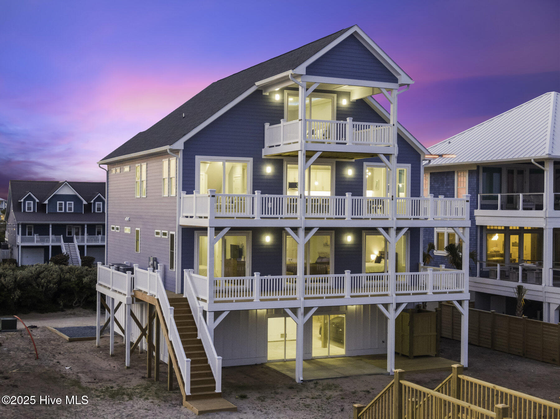 748 New River Inlet Road North Topsail Beach, NC 28460 - Photo 4 of 96 004_748_new_river_inlet_road-4_678