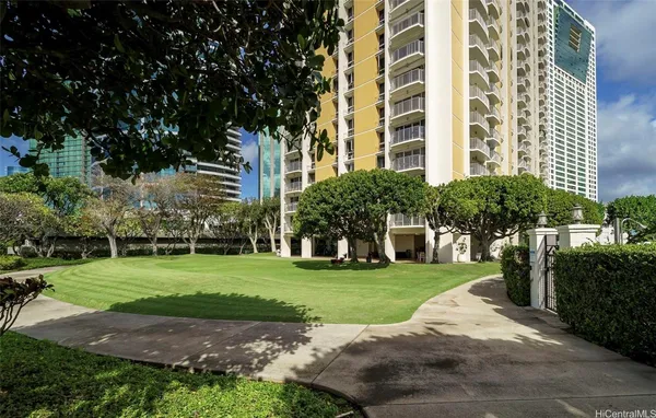 $3,800 | 1350 Ala Moana Boulevard, Unit 2406, Honolulu, HI 96814