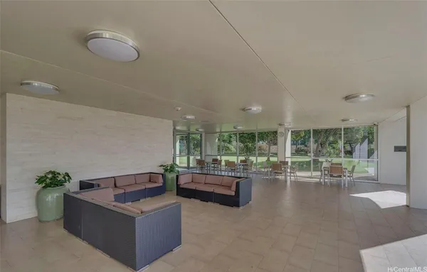 $3,800 | 1350 Ala Moana Boulevard, Unit 2406, Honolulu, HI 96814