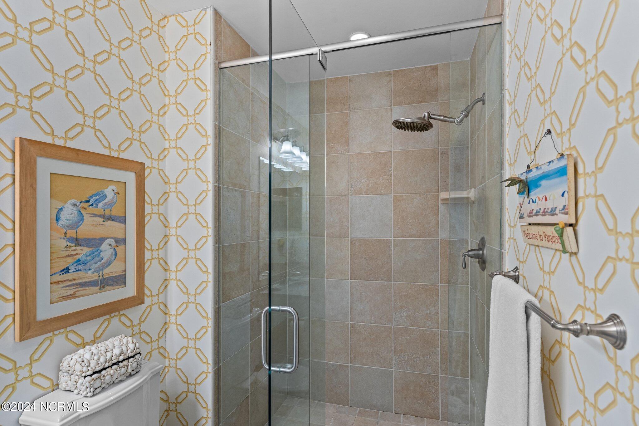 1435 Salter Path Road, Unit D4 Indian Beach, NC 28512 - Photo 26 of 64 Guest Bathroom
