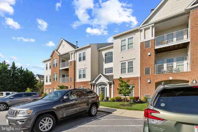 $350,000 | 3 Brook Farm Court, Unit 3J, Perry Hall, MD 21128