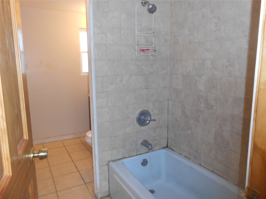 1036 Vestal Road Vestal, NY 13850 - Photo 19 of 33