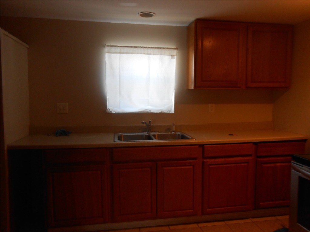 1036 Vestal Road Vestal, NY 13850 - Photo 20 of 33