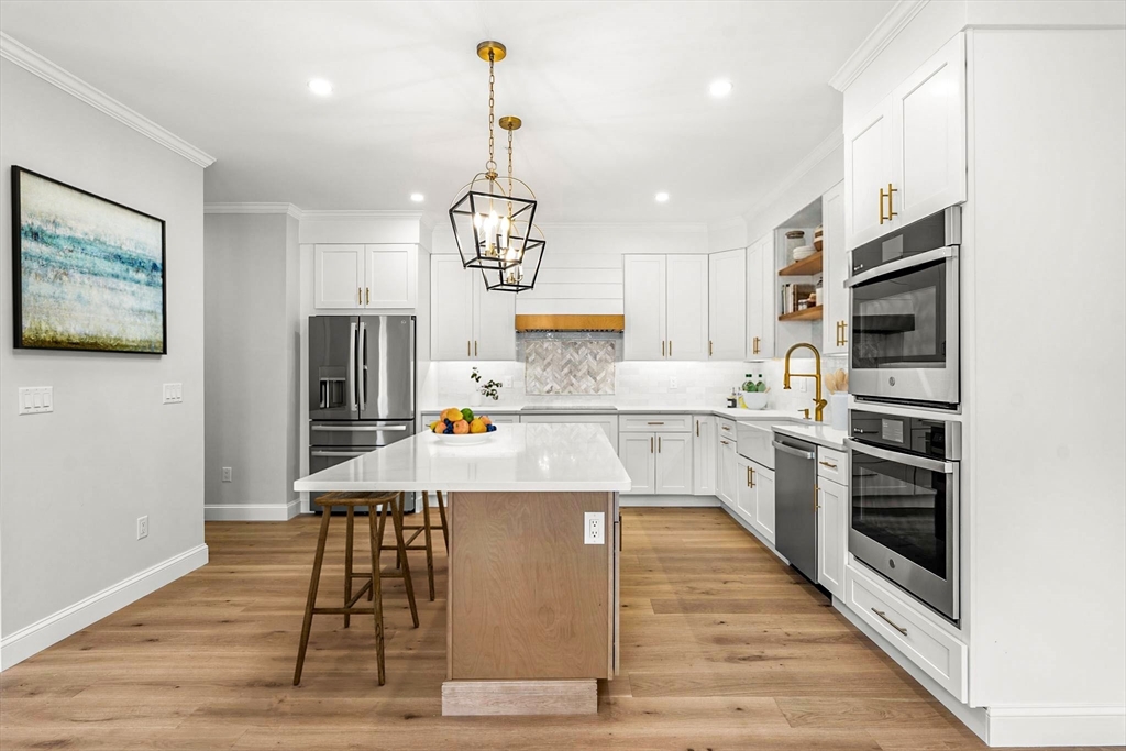 7 Whitman Circle, Unit 7 Bellingham, MA 02019 - Photo 3 of 36