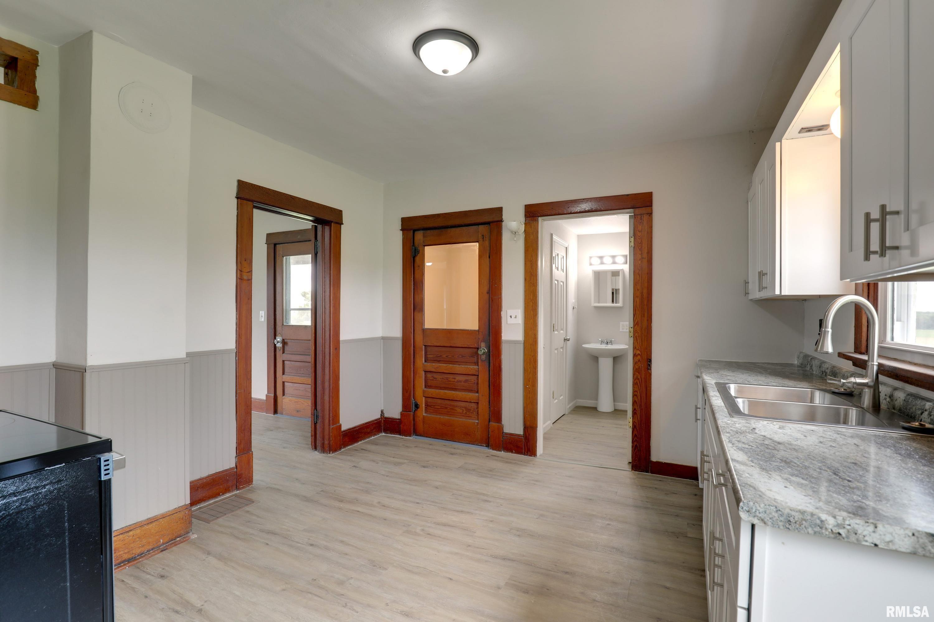 321 North Co Road 1200 Sutter, IL 62373 - Photo 22 of 63
