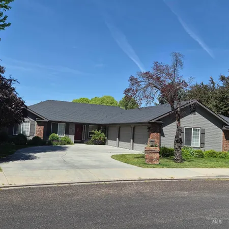 $617,000 | 1939 North Sevenoaks Way, Eagle, ID 83616