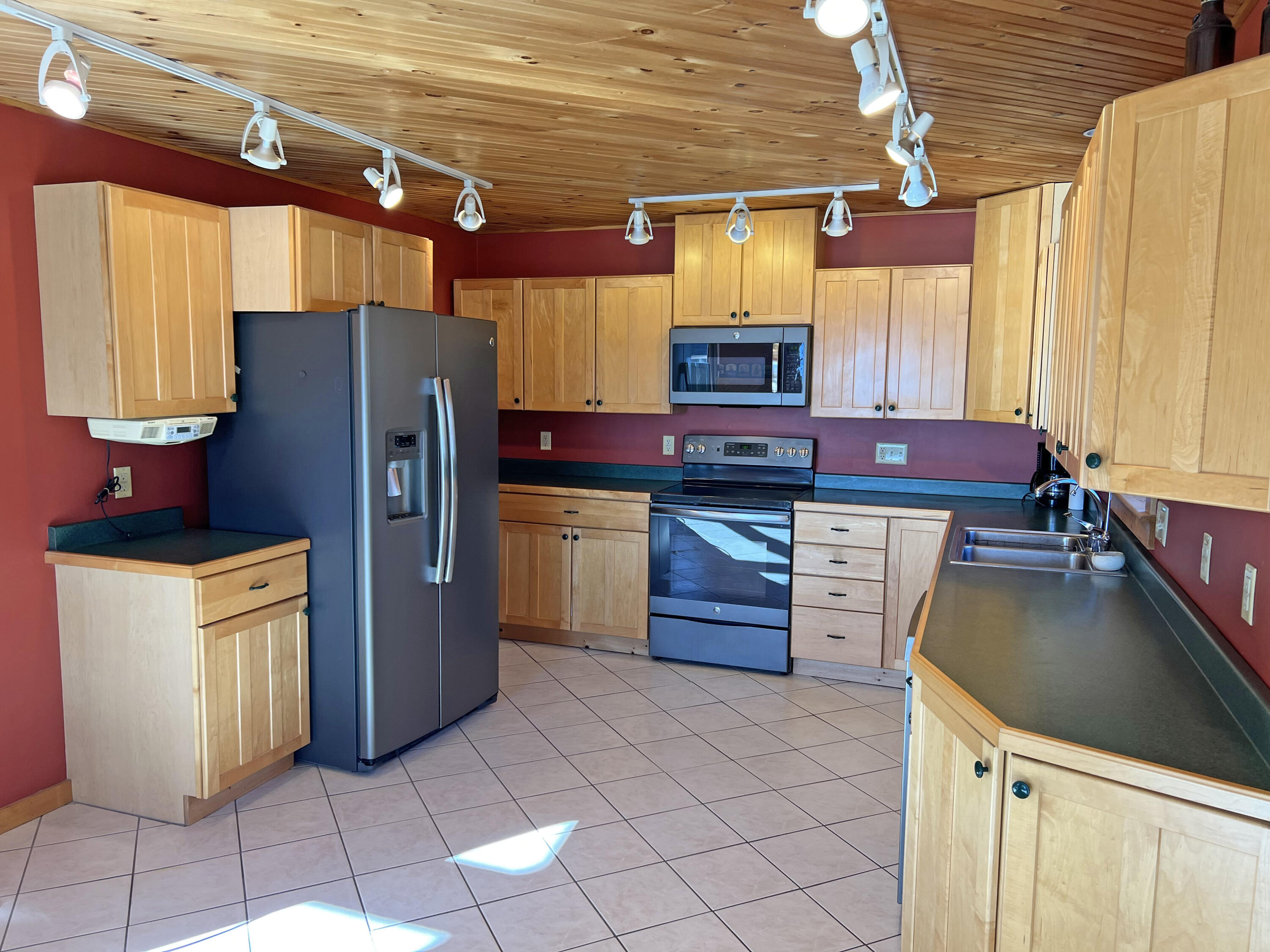77 Salisbury Cove Road Ellsworth, ME 04605 - Photo 10 of 72 2b