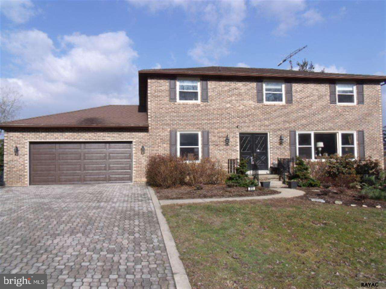 3105 Round Hill Road York, PA 17402 - Photo 2 of 28 Gallery Image 2