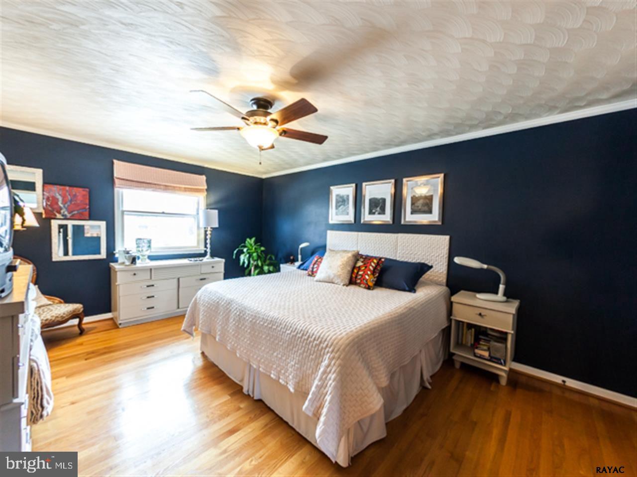 3105 Round Hill Road York, PA 17402 - Photo 15 of 28 Gallery Image 15