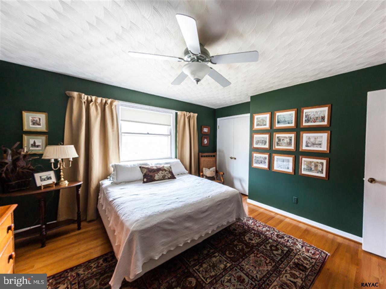 3105 Round Hill Road York, PA 17402 - Photo 18 of 28 Gallery Image 18